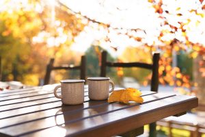 Auszeit in der Natur im Herbst.